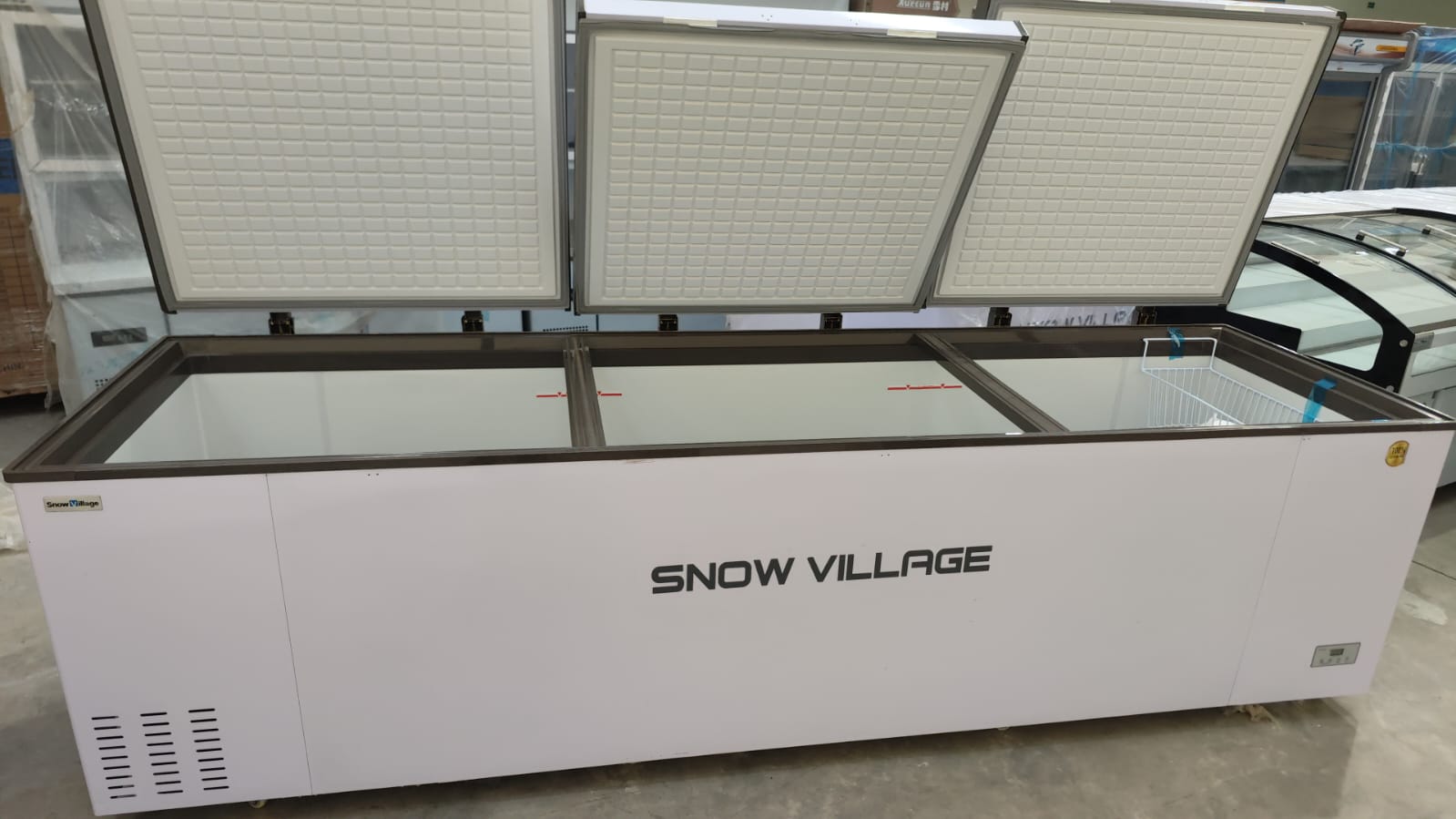 Snow Village Commercial Island Chest Freezer(1500litres)